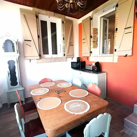 Gite Et Chambres D'Hotes Les 2 Pins Courry Exterior photo