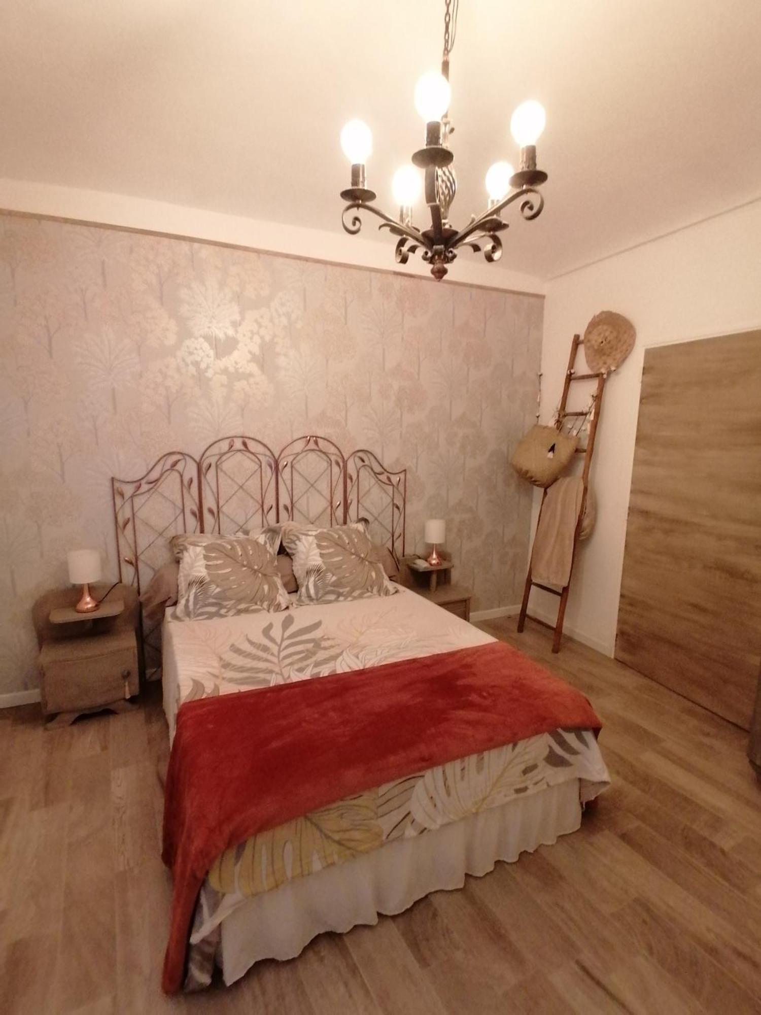 Et D'hotes Les 2 Pins Holiday home Courry